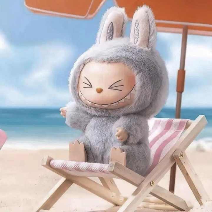 𝙏𝙧𝙪𝙢𝙯𝙮™ Labubu – Wild Cartoon-Style Keychain